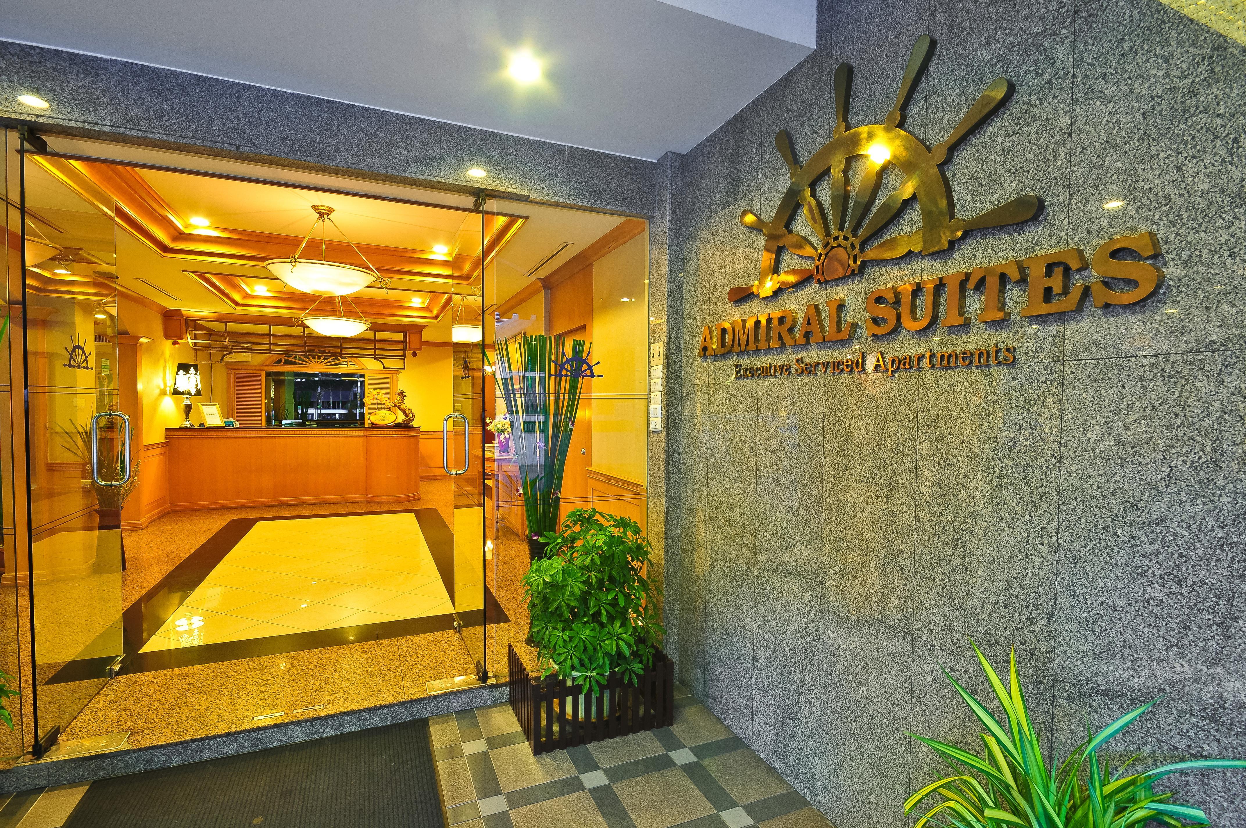 Admiral Suites Bangkok Exterior photo